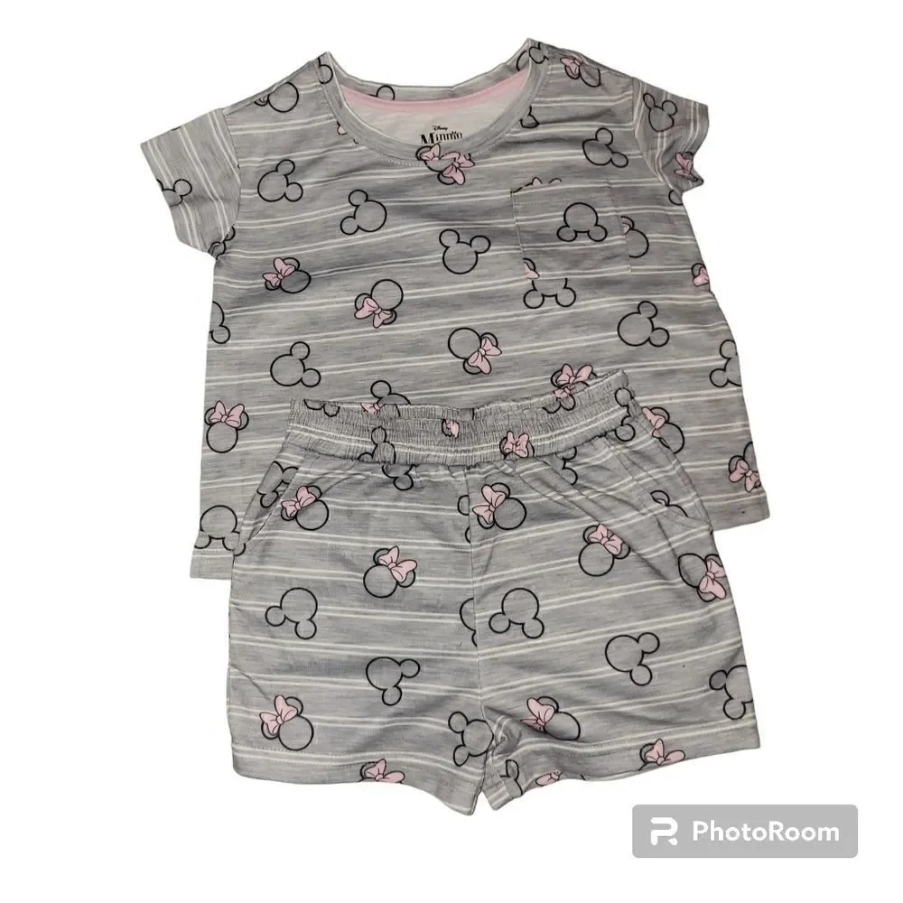 Minnie Mouse pj set size 4 T. ^